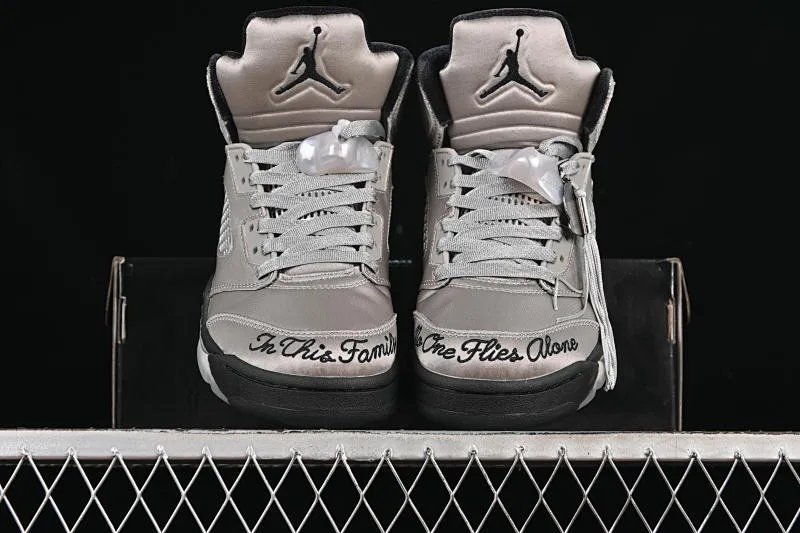 All categories Air Jordan Jordan series basketball shoes Air Jordan 5 Air Jordan 5 Retro "Wings" AJ5 Joe 5 silver silk IO2038-001